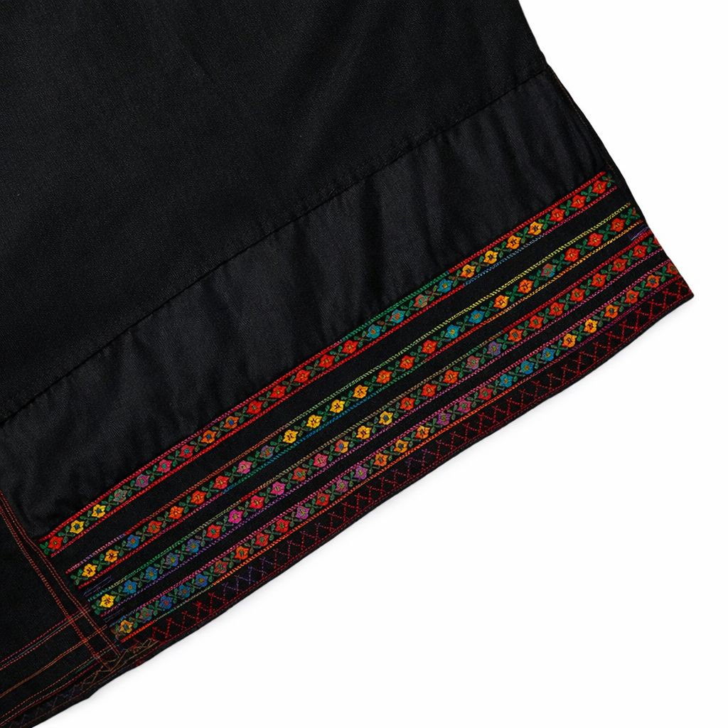 Embroidery motifs and cultural significance of Jericho dress