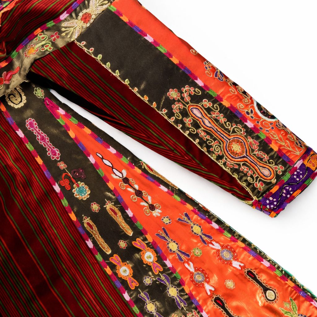 Decorative sleeve detail of Bethlehem Al-Malak Striped Thobe
