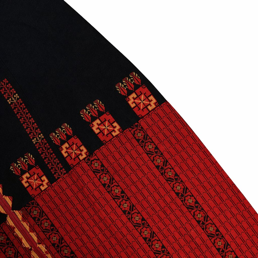 Additional detail of Ramallah and Al-Bireh Jalaya Thobe