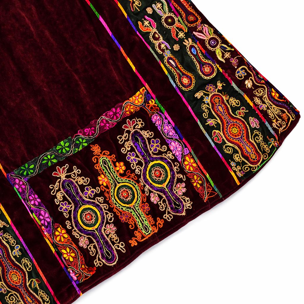 Construction detail of Bethlehem Al-Malak Maroon Thobe