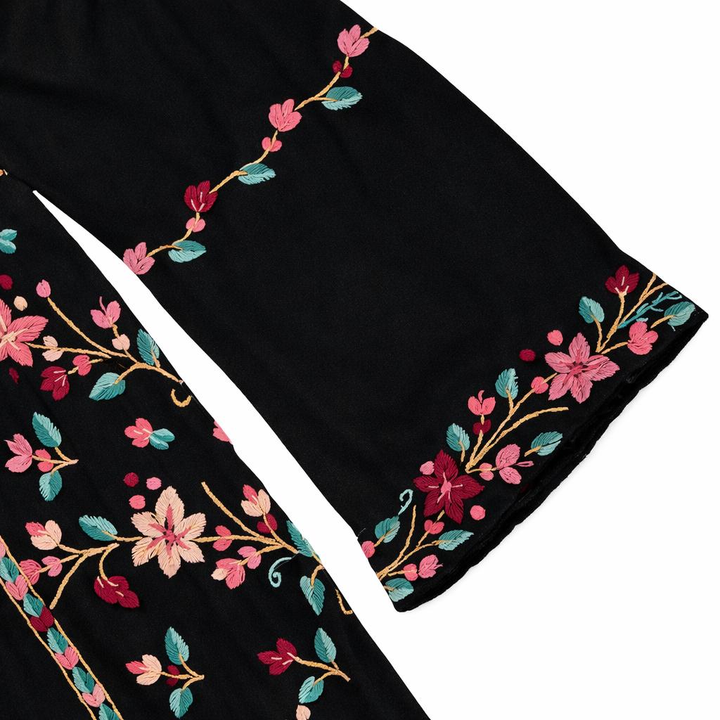 Additional detail of Beit Amer thobe