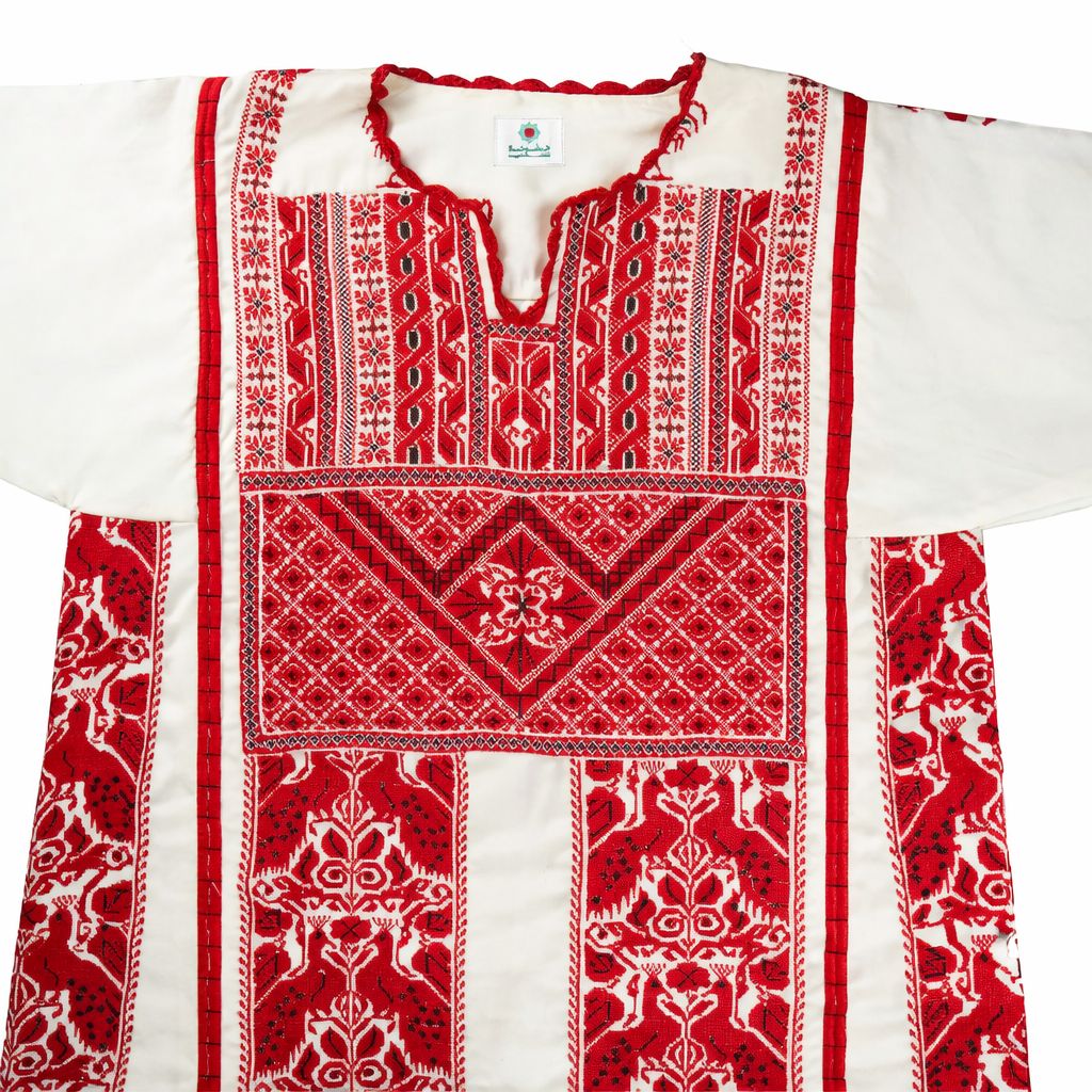 Decorative detail of Ramallah White Thobe