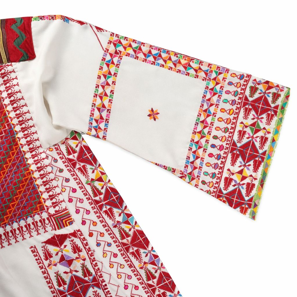 Additional detail of Beit Nabala White Rahbani Thobe